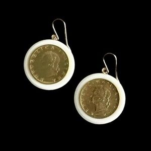 Milor 14K Yellow Gold White Agate Repubblica Italiana Lira Coin Dangle Earrings